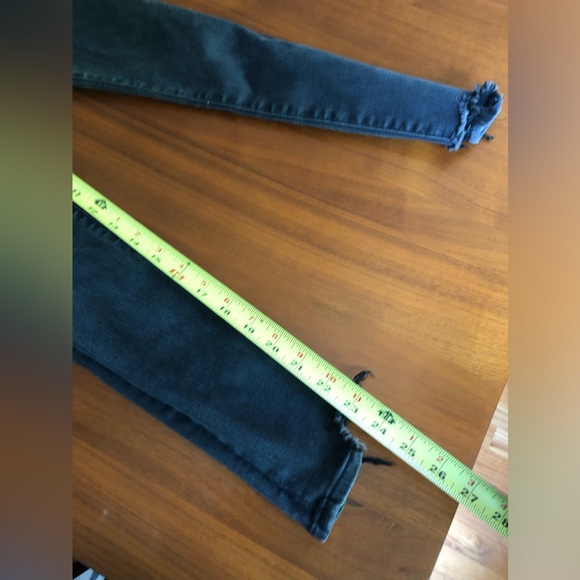 A&F Simone High Rise Notched Hem Denim - Picture 11 of 12